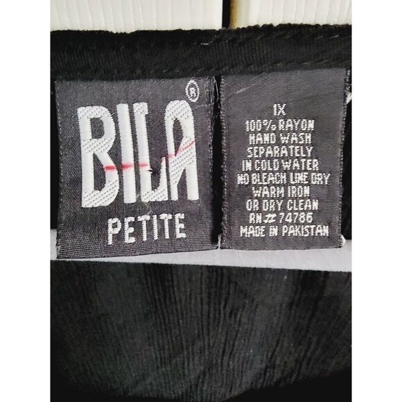 Bila 1XP Black Embroidered Top Women's Plus Boho Peasant S/S Vtg Shoulder Pads - Picture 8 of 8